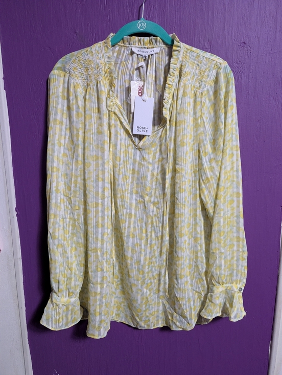 Rose & Olive Tops - 💜 NWT $28 Rose & Olive White Yellow Green Floral Print Sheer Blouse XL 16